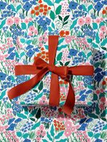 Бумага упаковочная "Цветочная поляна" (67х100 см)