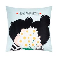 Подушка декоративная "Hugs and kisses" (40х40 см)