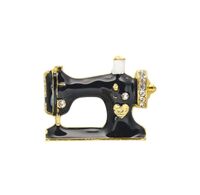 Брошь "Швейная машина" (чёрно-белый в золоте)